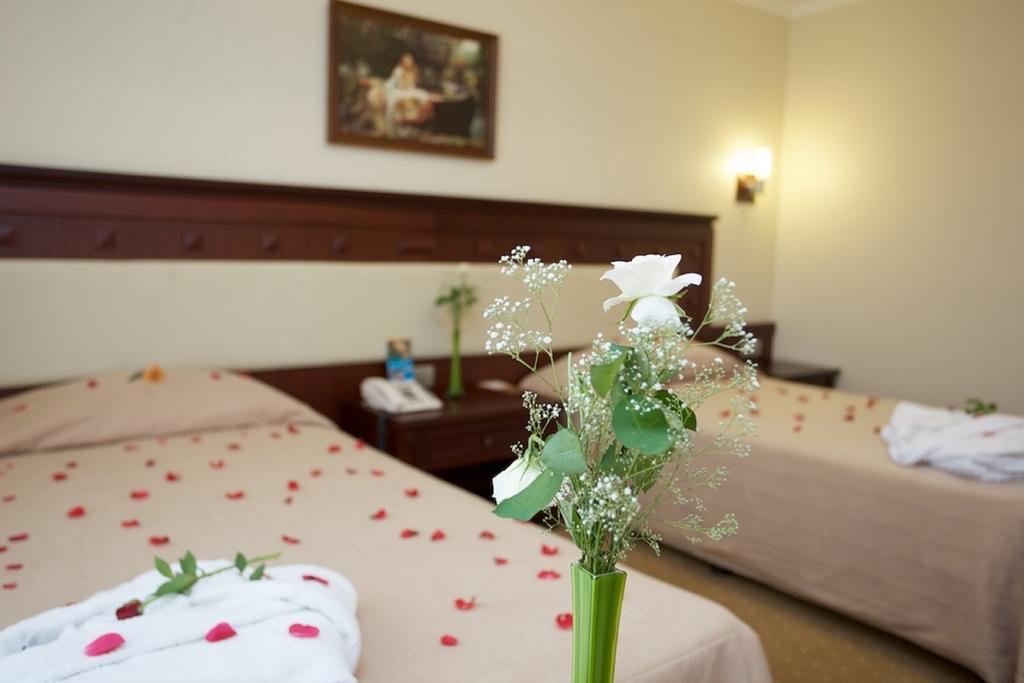 Anzer Beach Hotel Kumburgaz Szoba fotó
